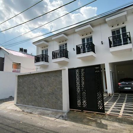 House Of Bedjo Powered By Cocotel Yogyakarta Luaran gambar