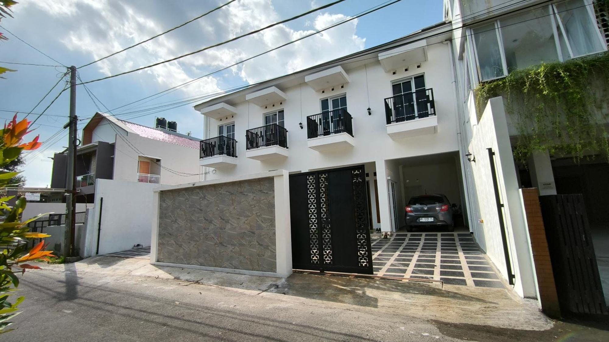 House Of Bedjo Powered By Cocotel Yogyakarta Luaran gambar